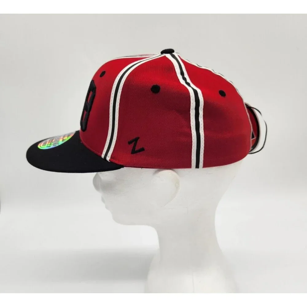 NWT Zephyr KB‎ Baseball Hat Cap Retro Fitted Youth Size Black Red Flat Brim NEW